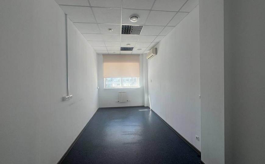 Офис 426 м2 вблизи ЖД вокзала  фото