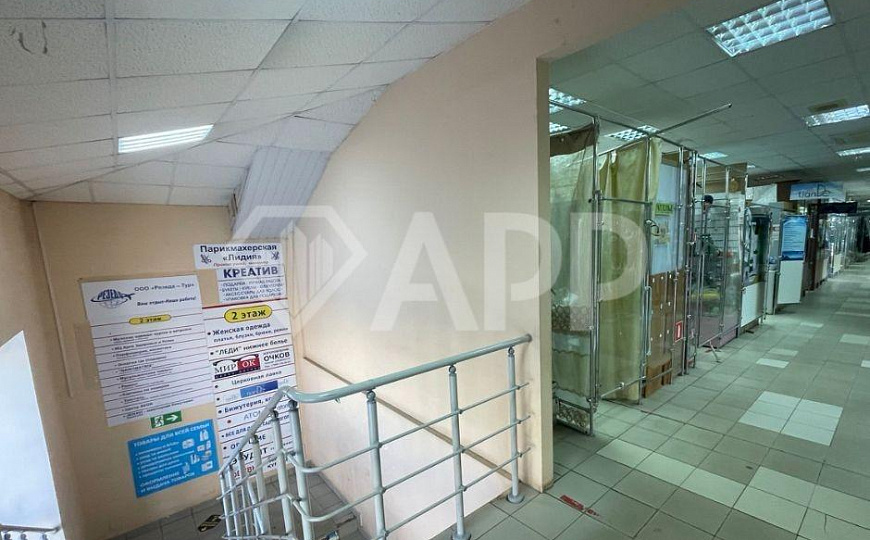 Сдаётся площадь у метро!!! фото