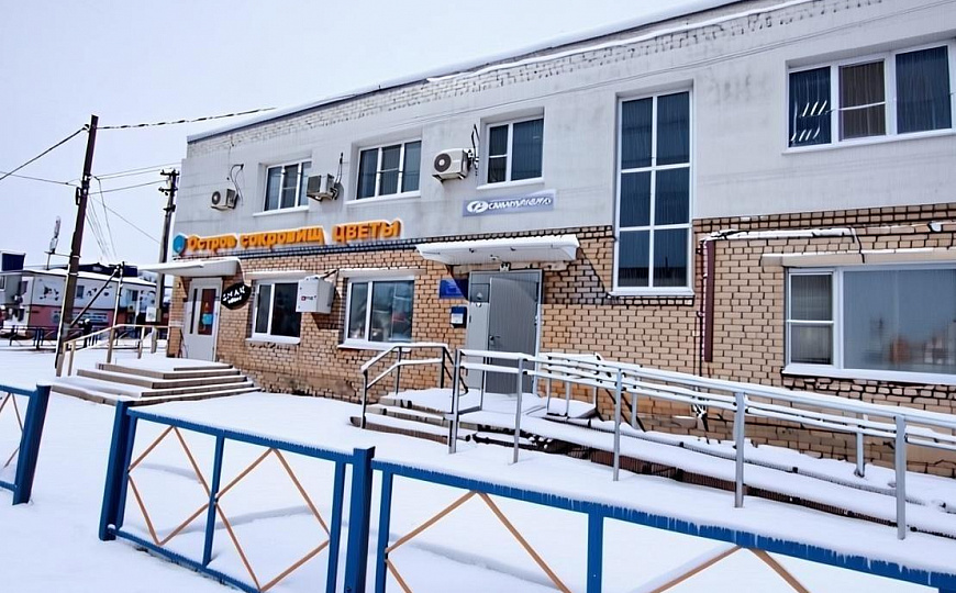 Магазин на 1 линии, 200 кв.м фото