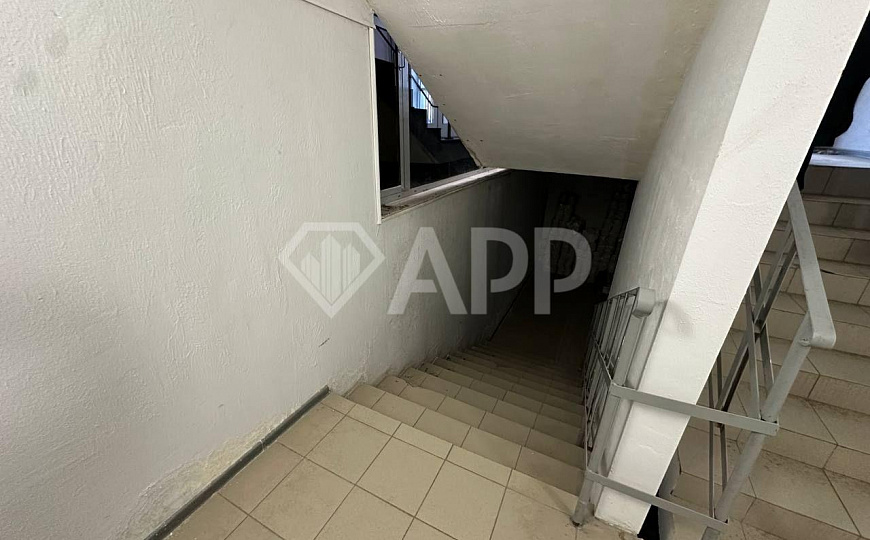 Продам цоколь 149.5м² с большими окнами первая линия с НДС фото