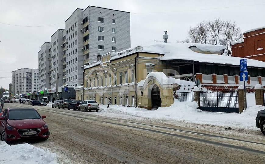 Продаются здания в центре фото