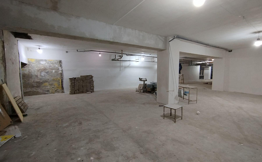 Сдается цоколь в ТЦ, 300кв.м фото