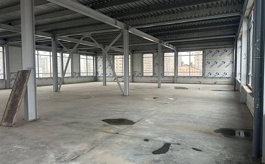 Сдаются площади на от 450 до 897,7 м² фото