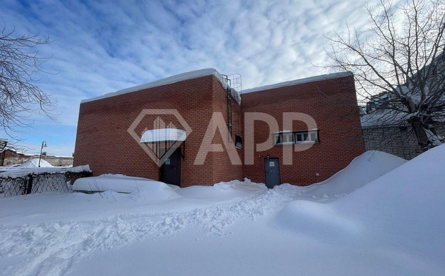 Продам здание с з/у на туристическом трафике!!! фото