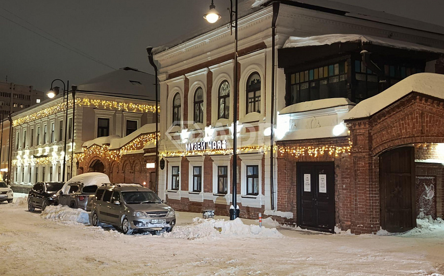 Продам здание с з/у на туристическом трафике!!! фото