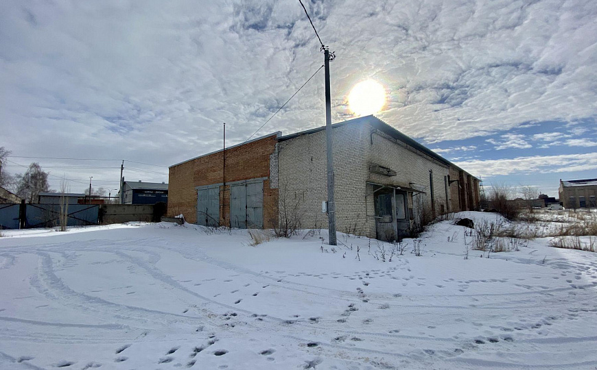 Сдаю помещение в торговом центре на 1 линии проездной улицы, 872,8 м² фото