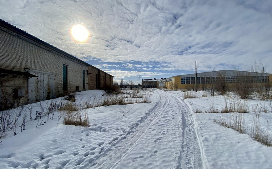 Сдаю помещение в торговом центре на 1 линии проездной улицы, 872,8 м² фото