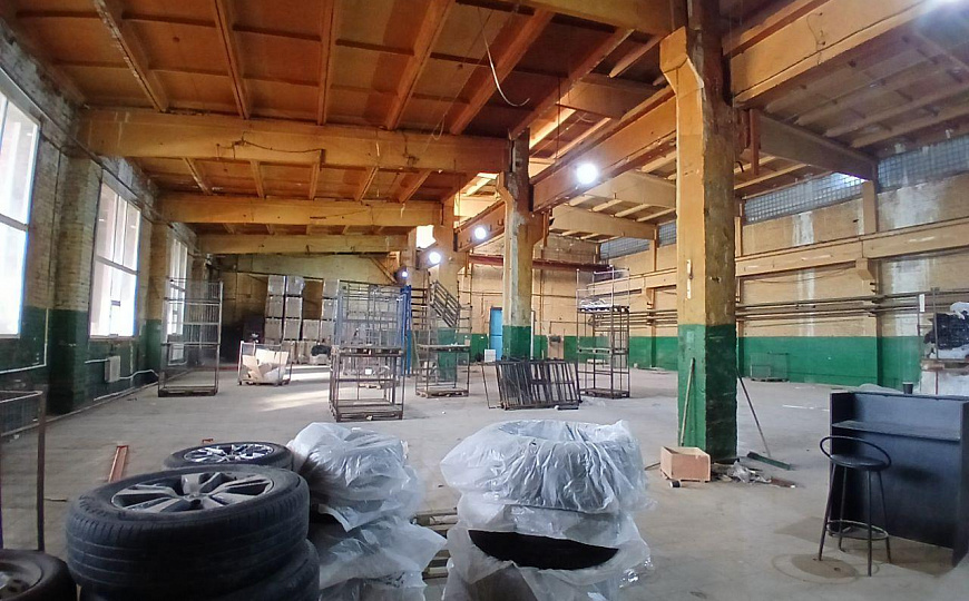 Помещение под склад фото