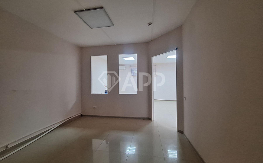 Сдам офисные  помещения 40 м² фото