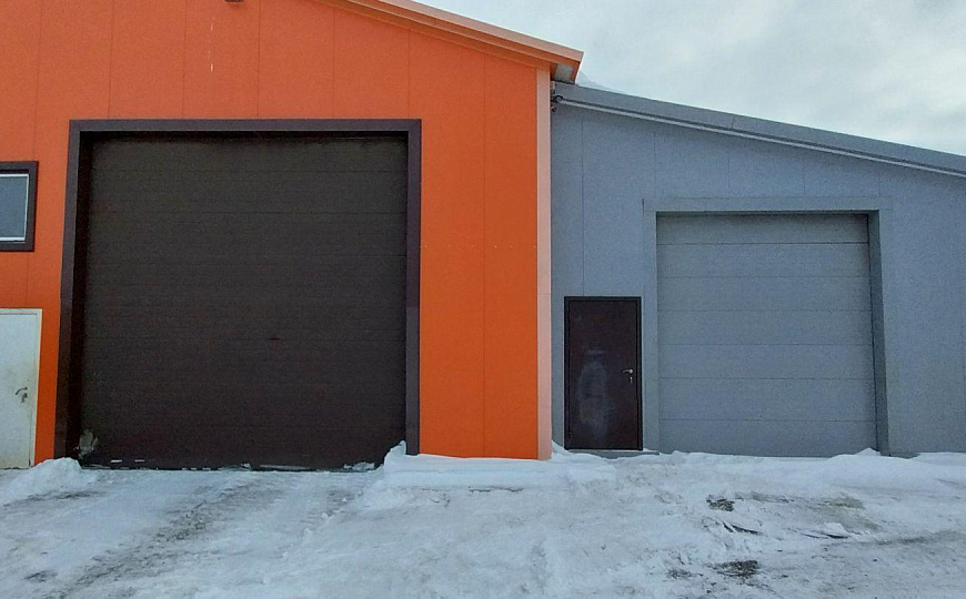 Готовое прoизводство (склад) с кран – балкой (1600 кв. м) на земле 60 соток. фото