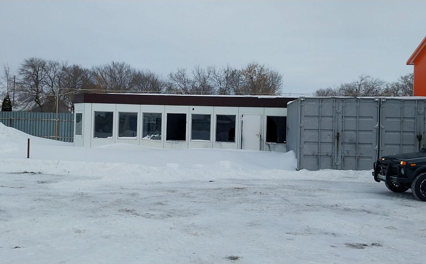 Готовое прoизводство (склад) с кран – балкой (1600 кв. м) на земле 60 соток. фото