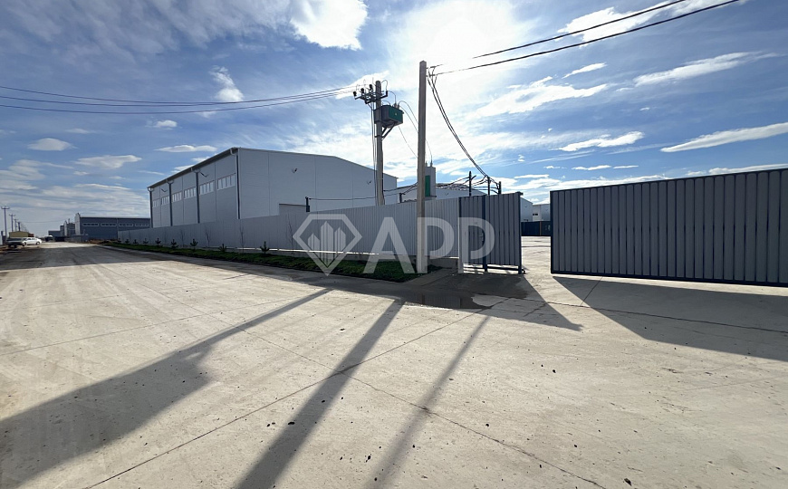 Сдаю теплое складское помещение, 890 м² фото