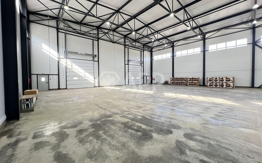 Сдаю теплое складское помещение, 890 м² фото