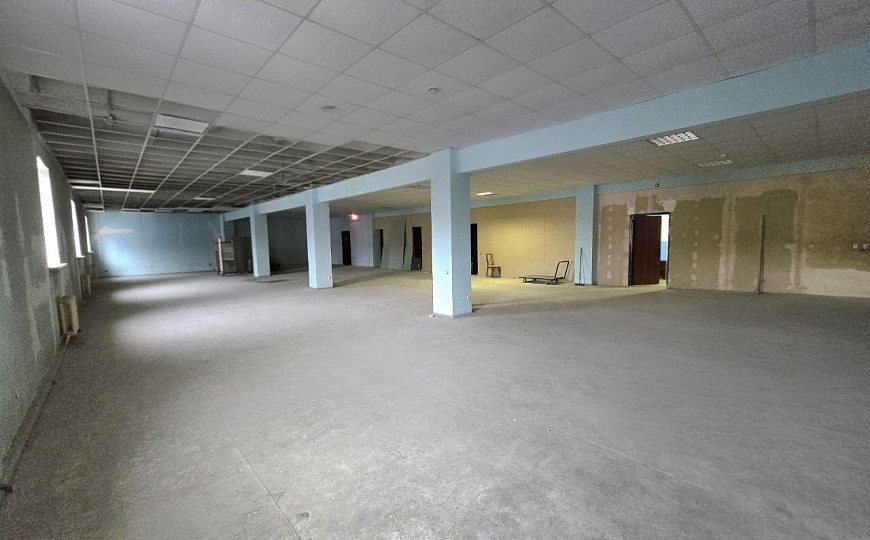 Помещение свободного назначения, 700 кв.м фото