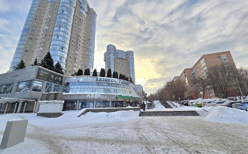 Офисное помещение на 1 линии, 967 кв.м фото