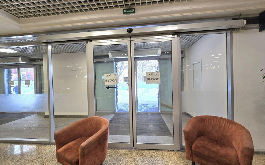 Офисное помещение на 1 линии, 967 кв.м фото