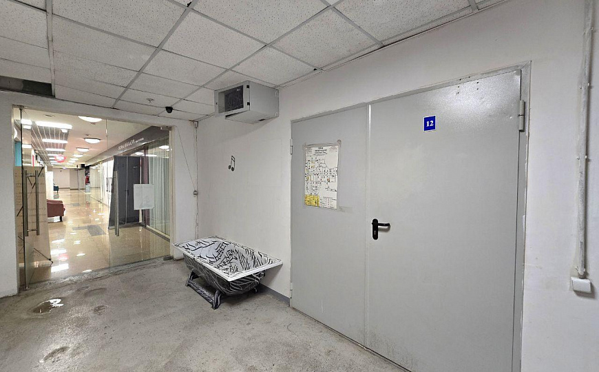 Офисное помещение на 1 линии, 967 кв.м фото