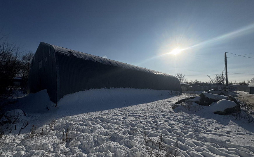 Производственный ангар и земельный участок фото