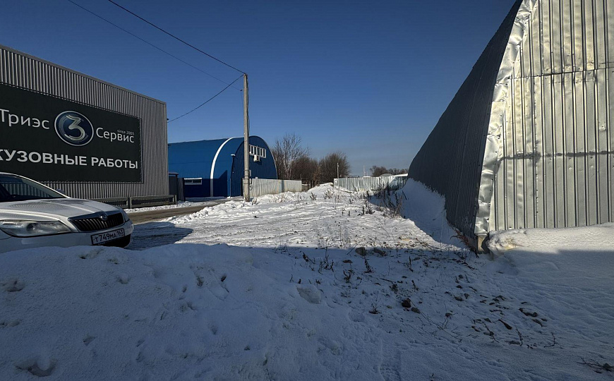 Производственный ангар и земельный участок фото