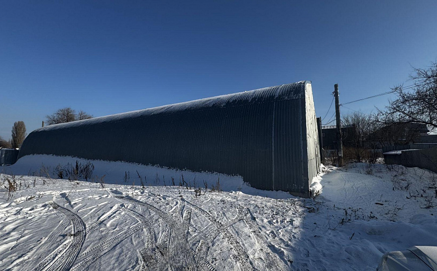 Производственный ангар и земельный участок фото