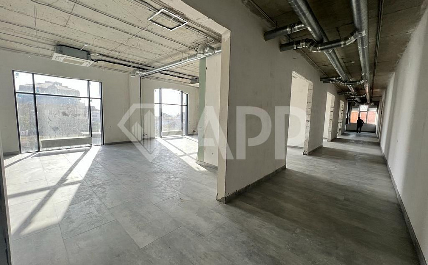 Сдам торговое помещение, 280 м² фото