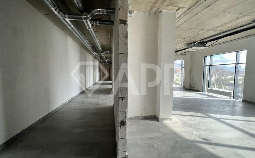 Сдам торговое помещение, 280 м² фото