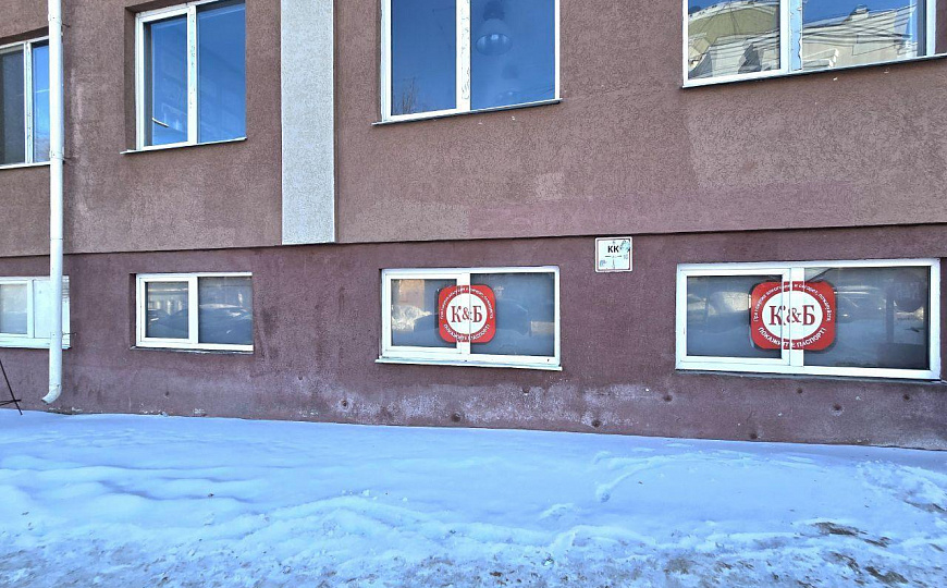 Торговая площадь с арендаторами, 232 кв.м фото