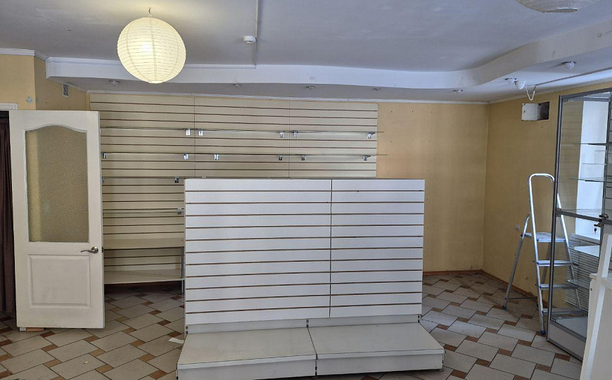 Торговая площадь 56 м2 фото