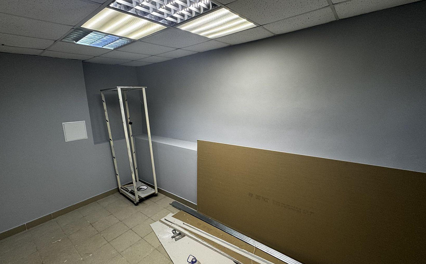 Сдам торговое помещение, 70 м² фото