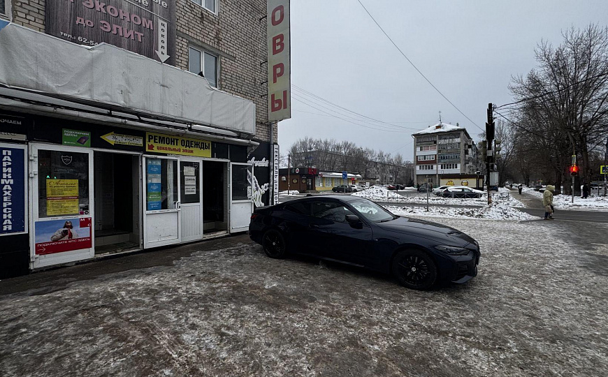 Сдам торговое помещение, 70 м² фото