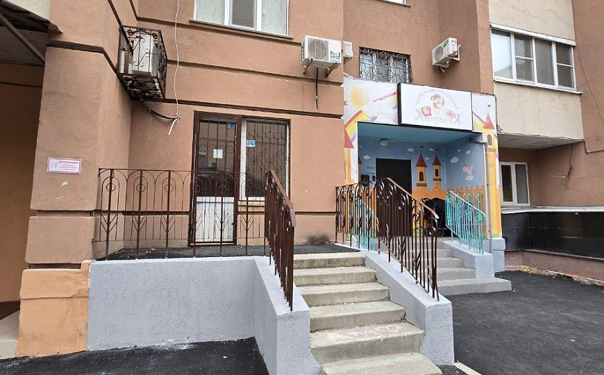 Сдам офисное помещение, 268,3 м² фото