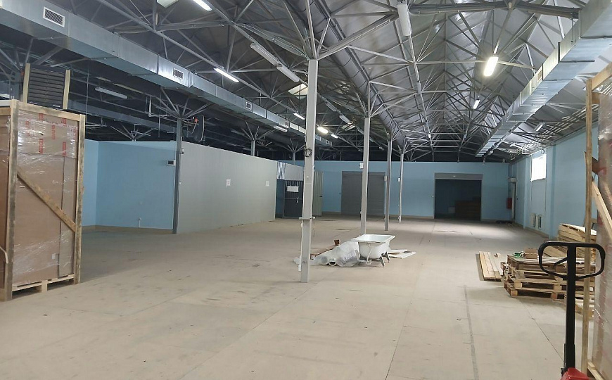 Аренда склада / производство. Теплый фото