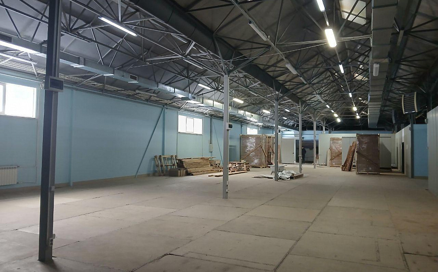 Аренда склада / производство. Теплый фото