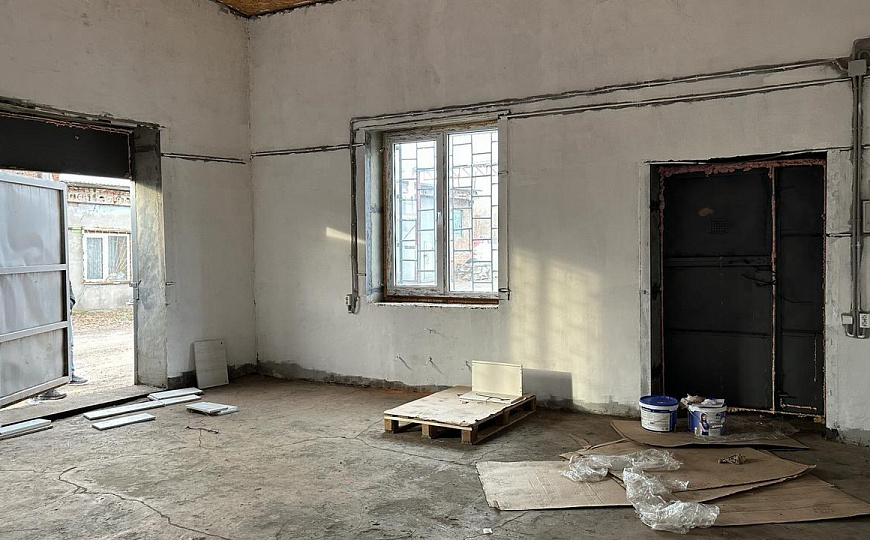 Сдаю производственно/складское помещение 46м² на территории базы фото