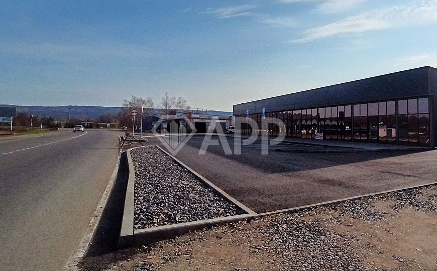 Сдам помещение свободного назначения, 460 м². От 50 м²до 460 м² фото