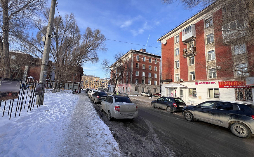 Торговое помещение на 1 линии фото