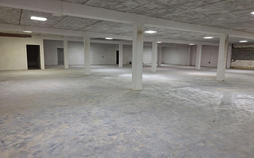 Продам отдельно стоящее здание, 2 200 м² фото