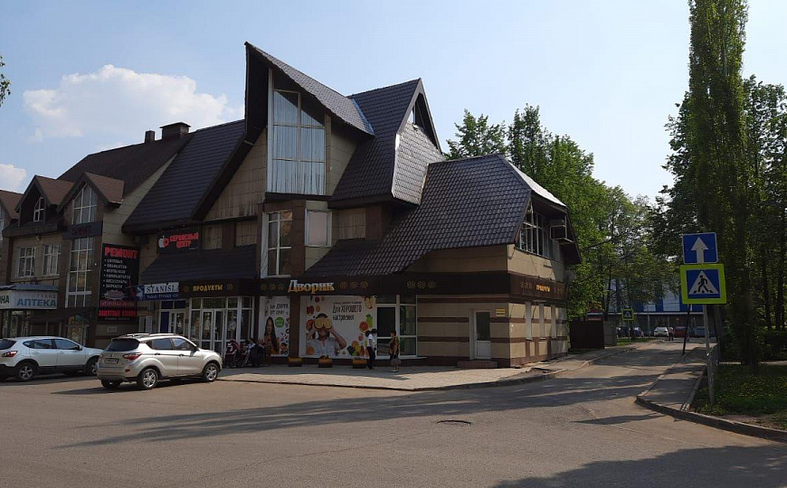 Мансарда рядом с Макдаком фото