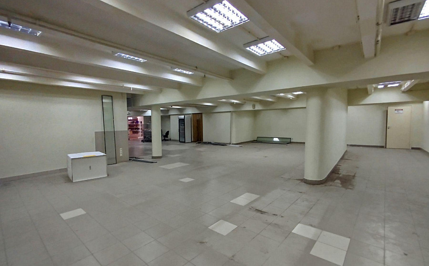 Сдам отдельно стоящее здание, 540 м² фото