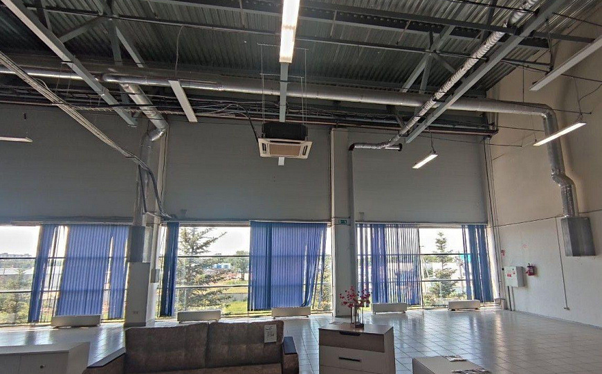 Бизнес-центр/офисный центр, 700 м² фото