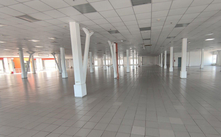 Бизнес-центр/офисный центр, 700 м² фото