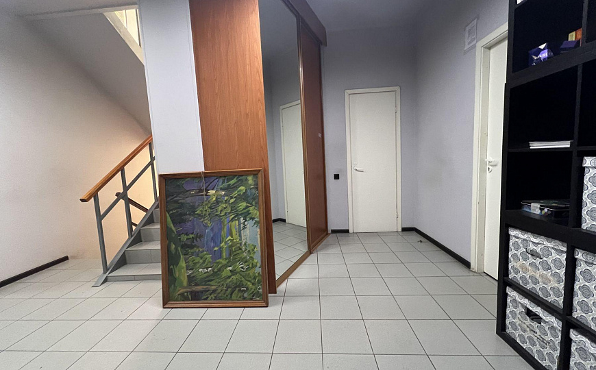 Продается четырехэтажное здание 400м2 фото