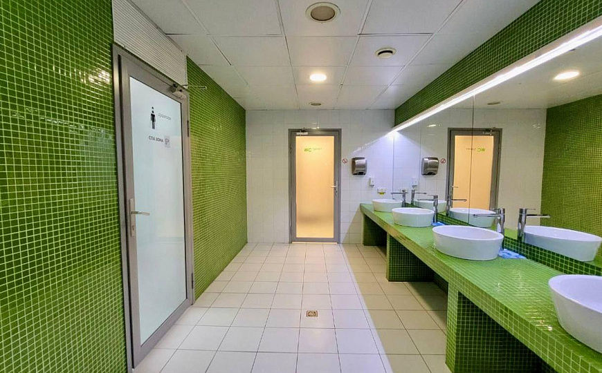 Офис 800 м2 с панорамным остеклением в БЦ «Вертикаль» фото