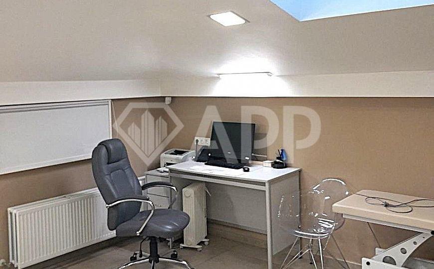 Здание в Хамовниках 831 м2 фото