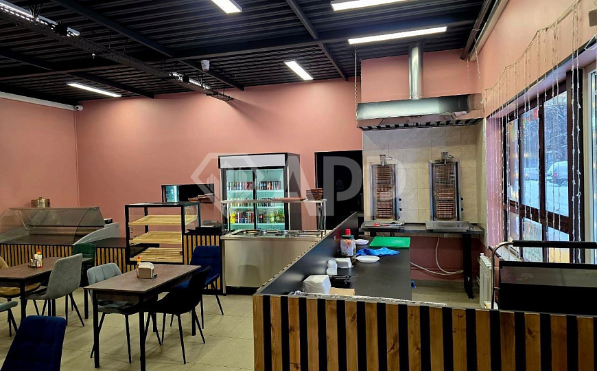 Сдается новое псн 100 метров со свежим ремонтом под общепит фото