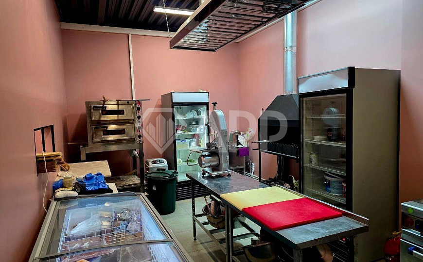 Сдается новое псн 100 метров со свежим ремонтом под общепит фото