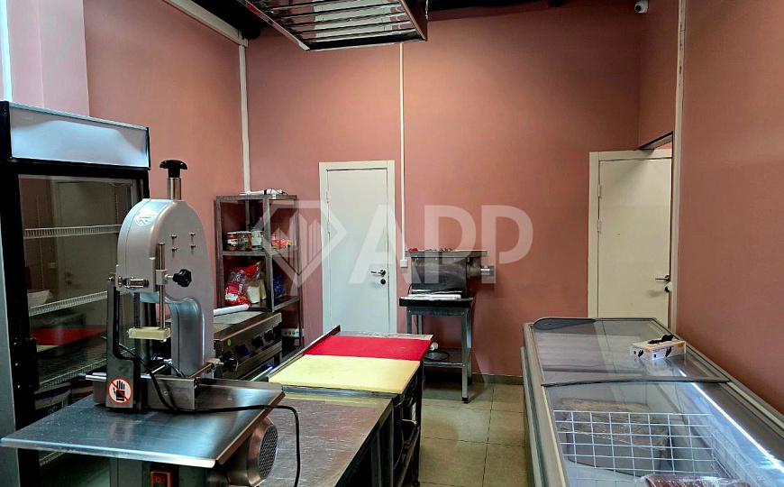 Сдается новое псн 100 метров со свежим ремонтом под общепит фото