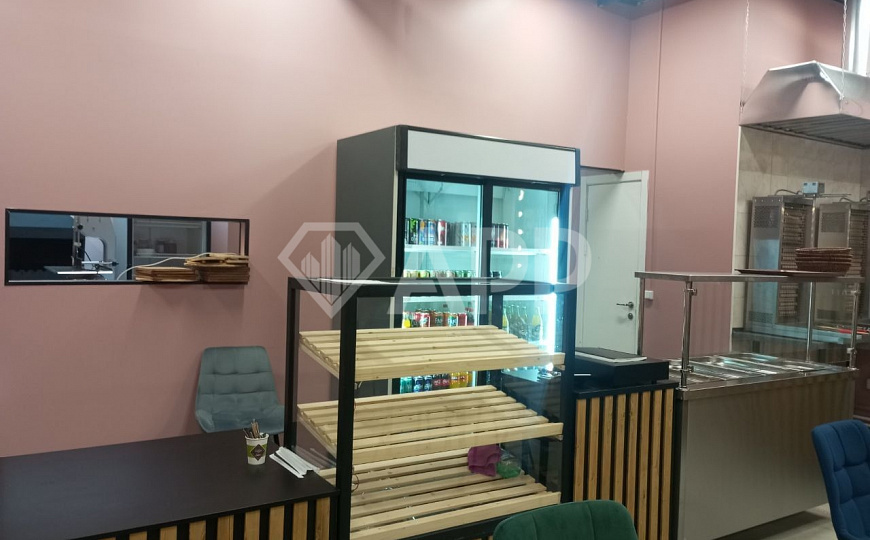 Сдается новое псн 100 метров со свежим ремонтом под общепит фото