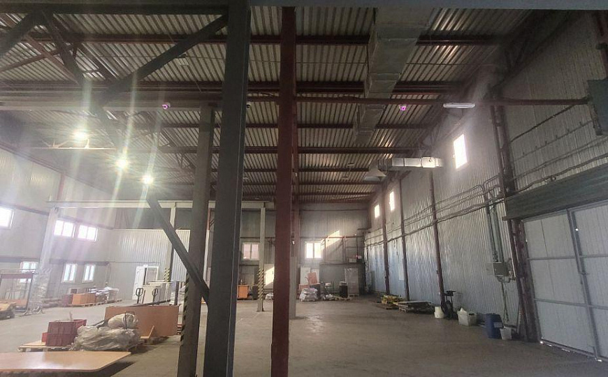 Производственная база. Центр. 6318 м2 фото