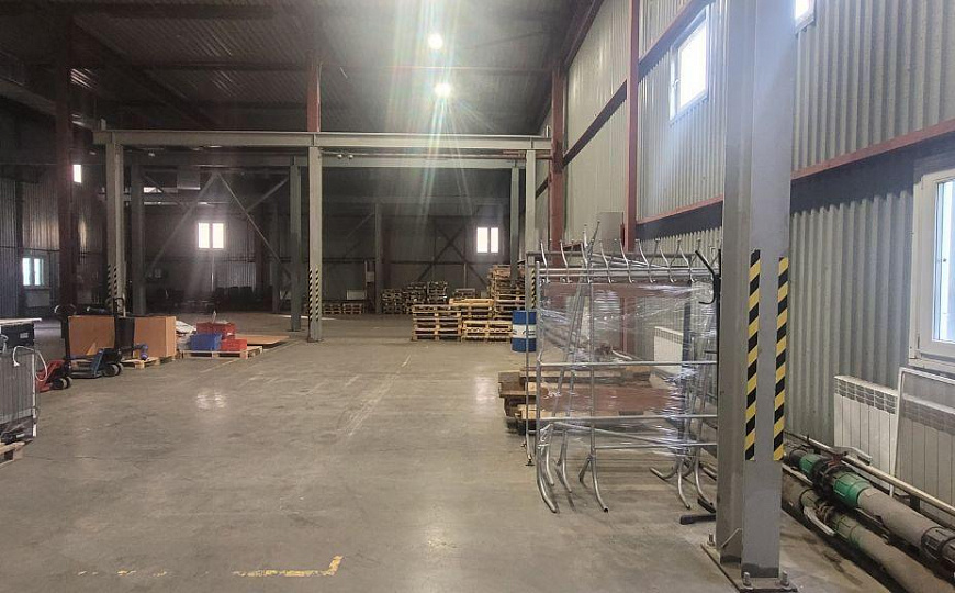 Производственная база. Центр. 6318 м2 фото